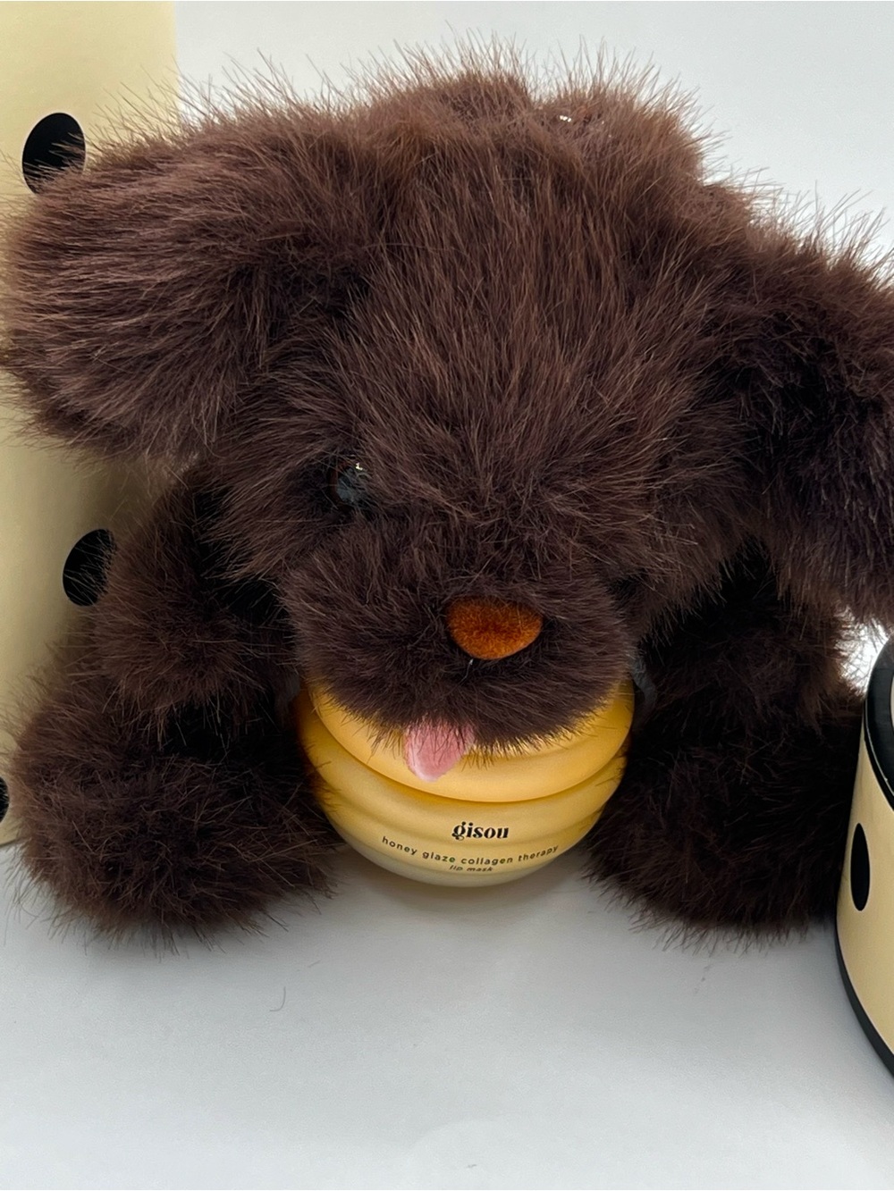 Gisou Honey Pup Keychain/ Bag
Charm with Lip Mask (Fluffy Pup)
2025